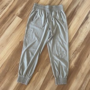Athleta Camden Jogger in Brownstone Beige Size 8